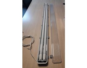 SET VAN 16x LED TL-ARMATUUR + 30 LED TL-BUIZEN